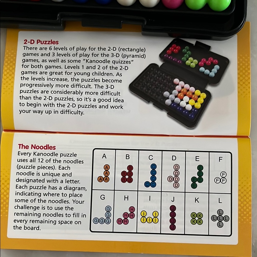 EUC Educational Insights Kanoodle Brain-Twisting Solitaire Game - Picture 4 of 11